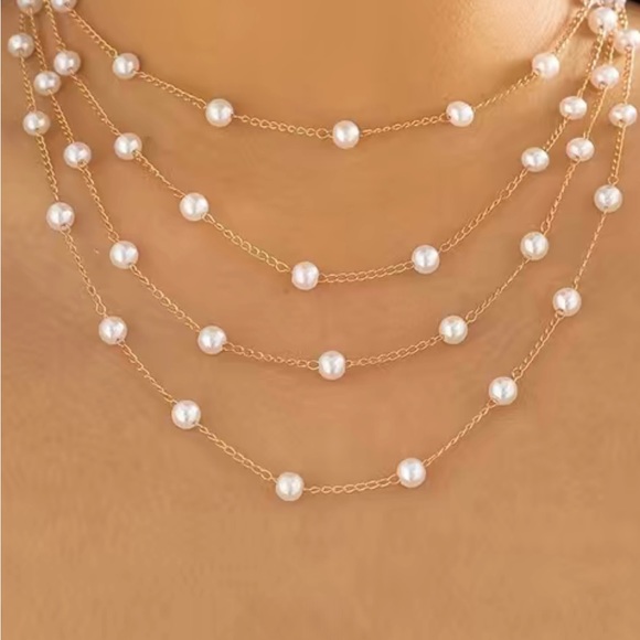 Temperament Faux Pearl Multilayer Necklace Chain - Picture 2 of 4